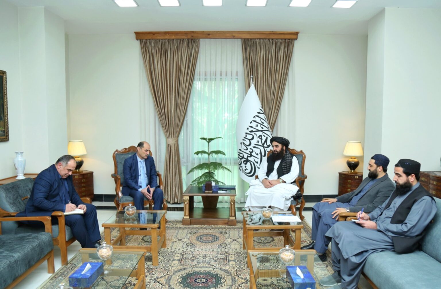 Tajik Ambassador meets with Foreign Minister: No one can harm Kabul ...